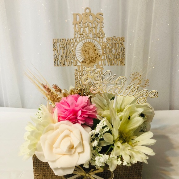 Baptism Floral Centerpieces, First Communion F. - Picture 8 of 9